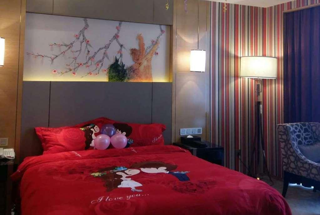 Ramada Yiyang Taojiang Hotel Ruang foto