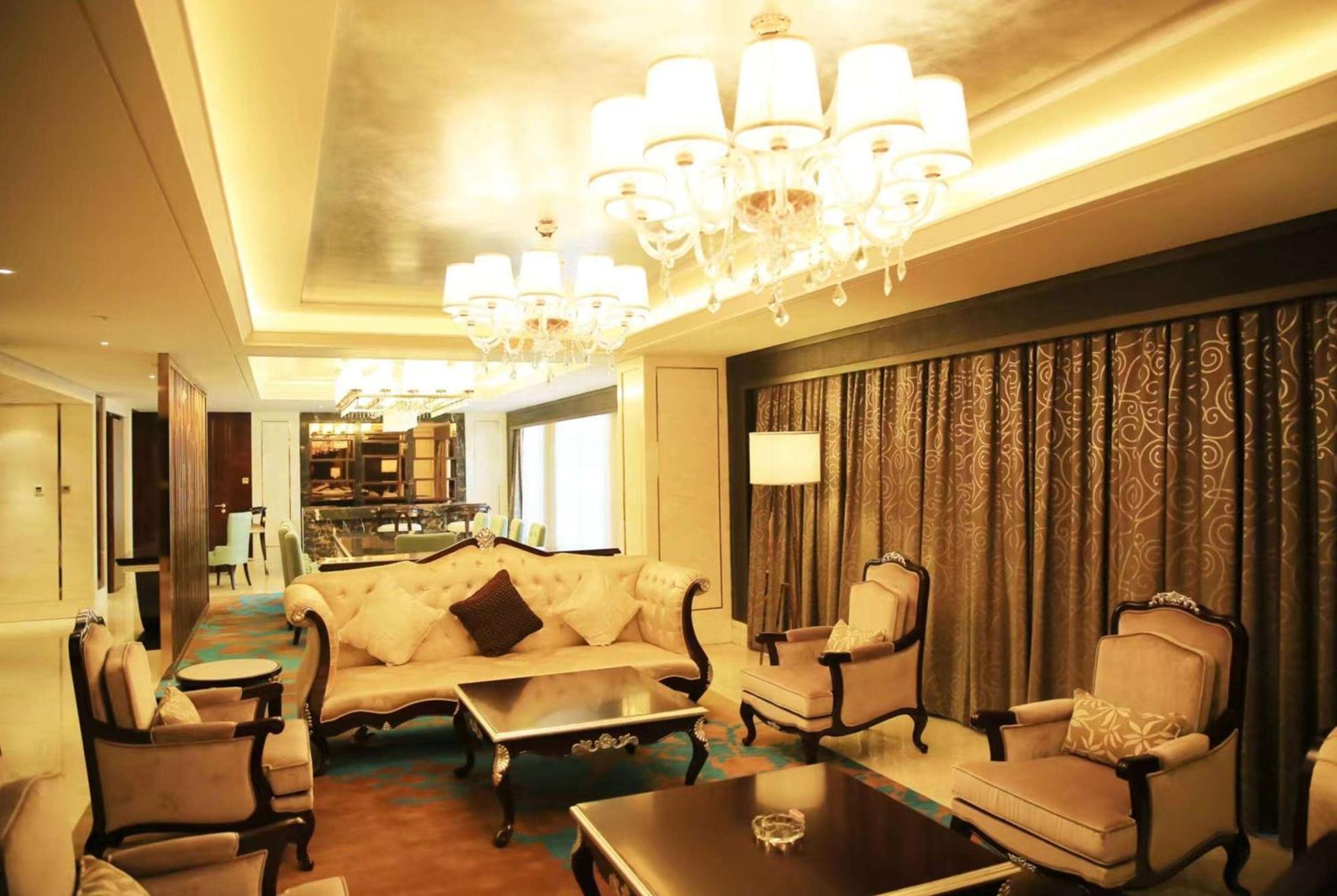 Ramada Yiyang Taojiang Hotel Bagian luar foto