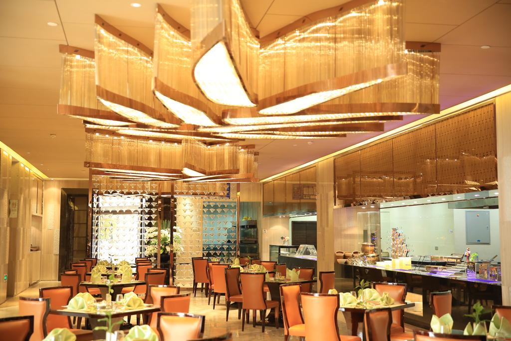 Ramada Yiyang Taojiang Hotel Bagian luar foto