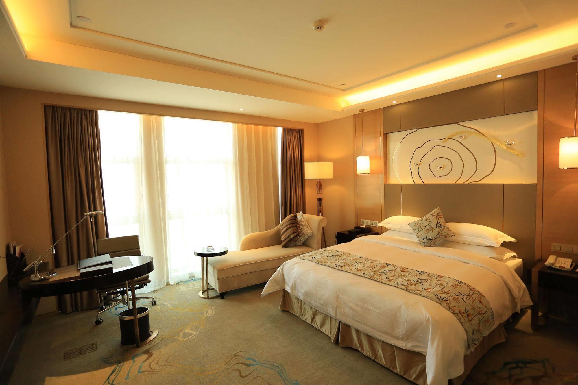 Ramada Yiyang Taojiang Hotel Bagian luar foto